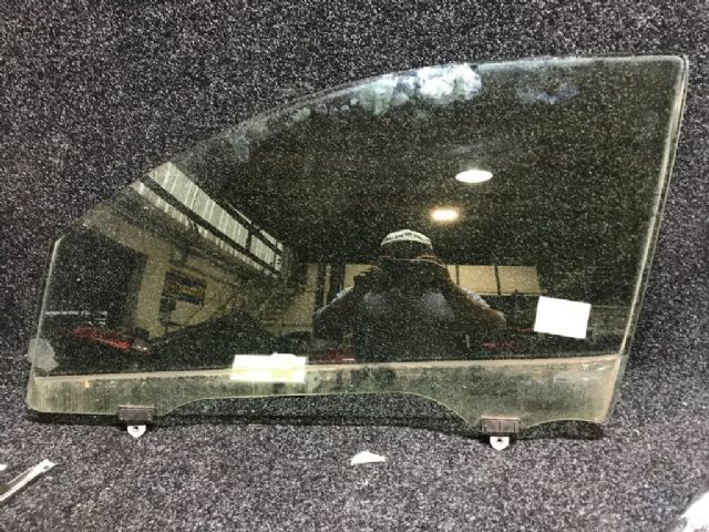 Mitsubishi RVR GA4W LF Door Glass