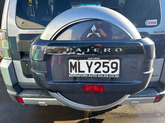 Mitsubishi Pajero V97W Spare Wheel Cover