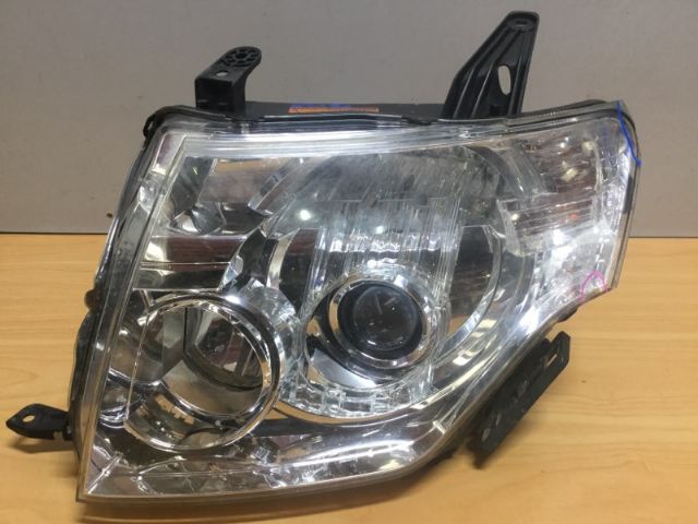 Mitsubishi Pajero V98W L Headlight (HID)