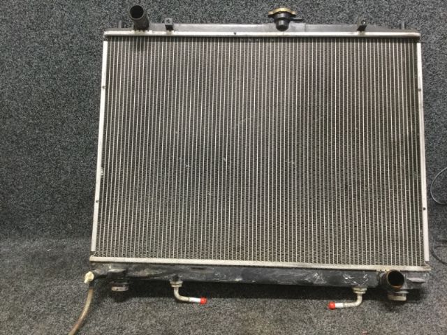 Mitsubishi Pajero V93W Radiator