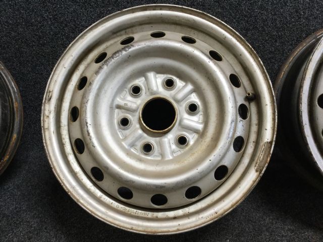 Mitsubishi L300- P04V 16 Inch Road Wheel