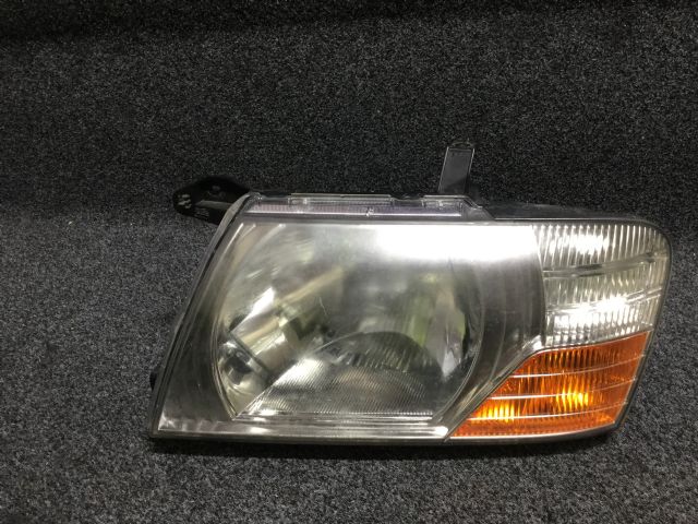 Mitsubishi Pajero V77W L Headlight (Halogen)