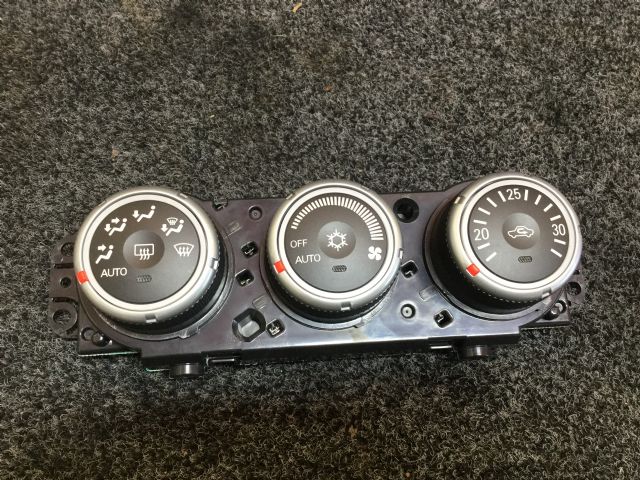 Mitsubishi Outlander CW5W 2006-2012 Heater Controls