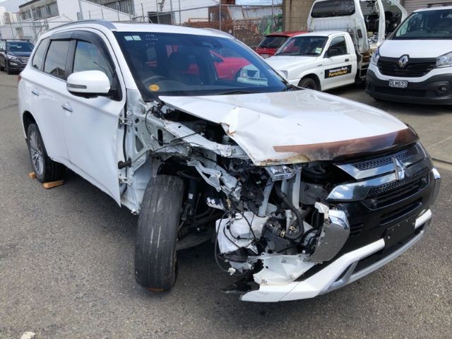 Mitsubishi Outlander GG3